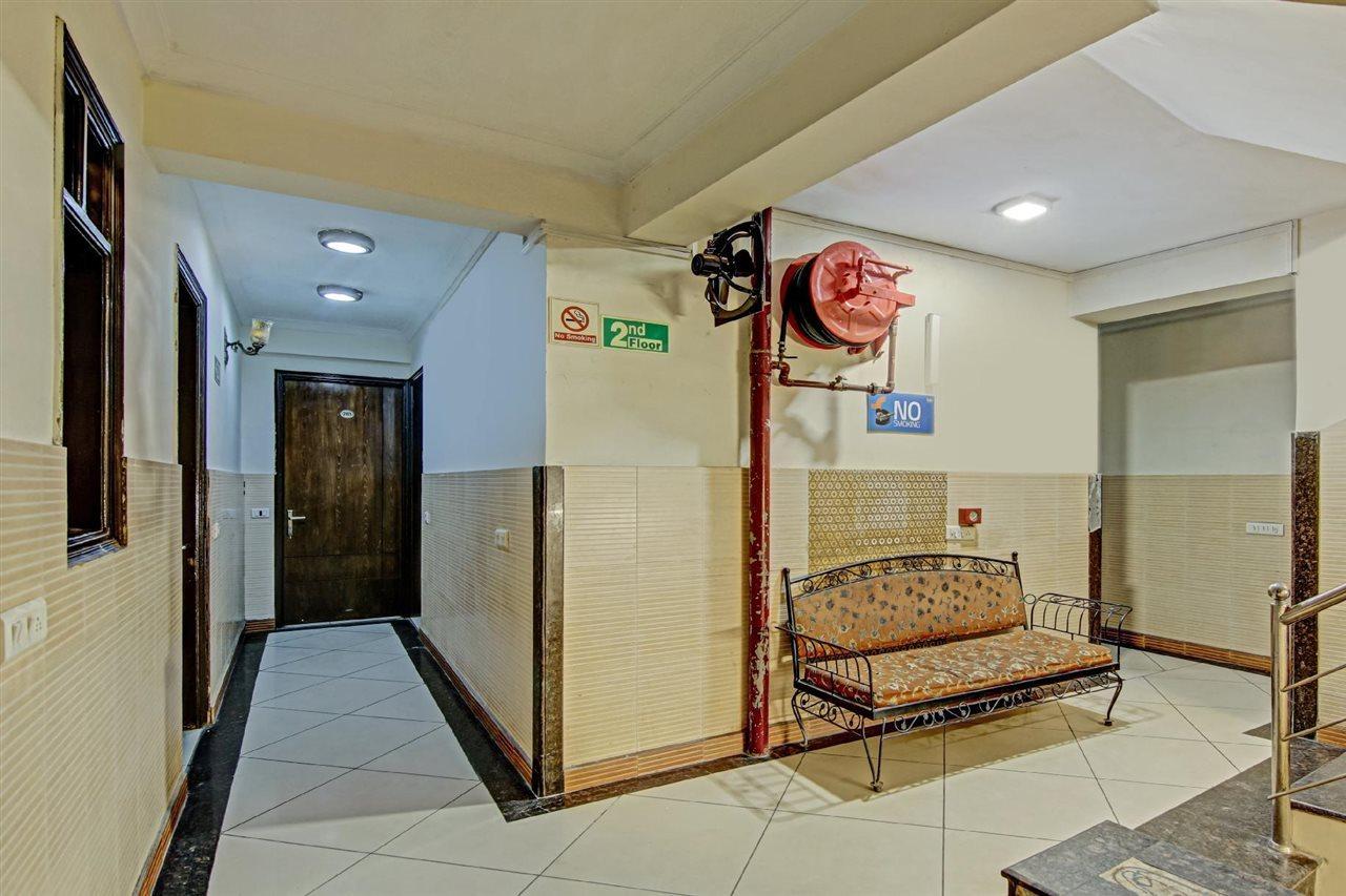 Fabexpress Le Grand Otel Yeni Delhi Dış mekan fotoğraf